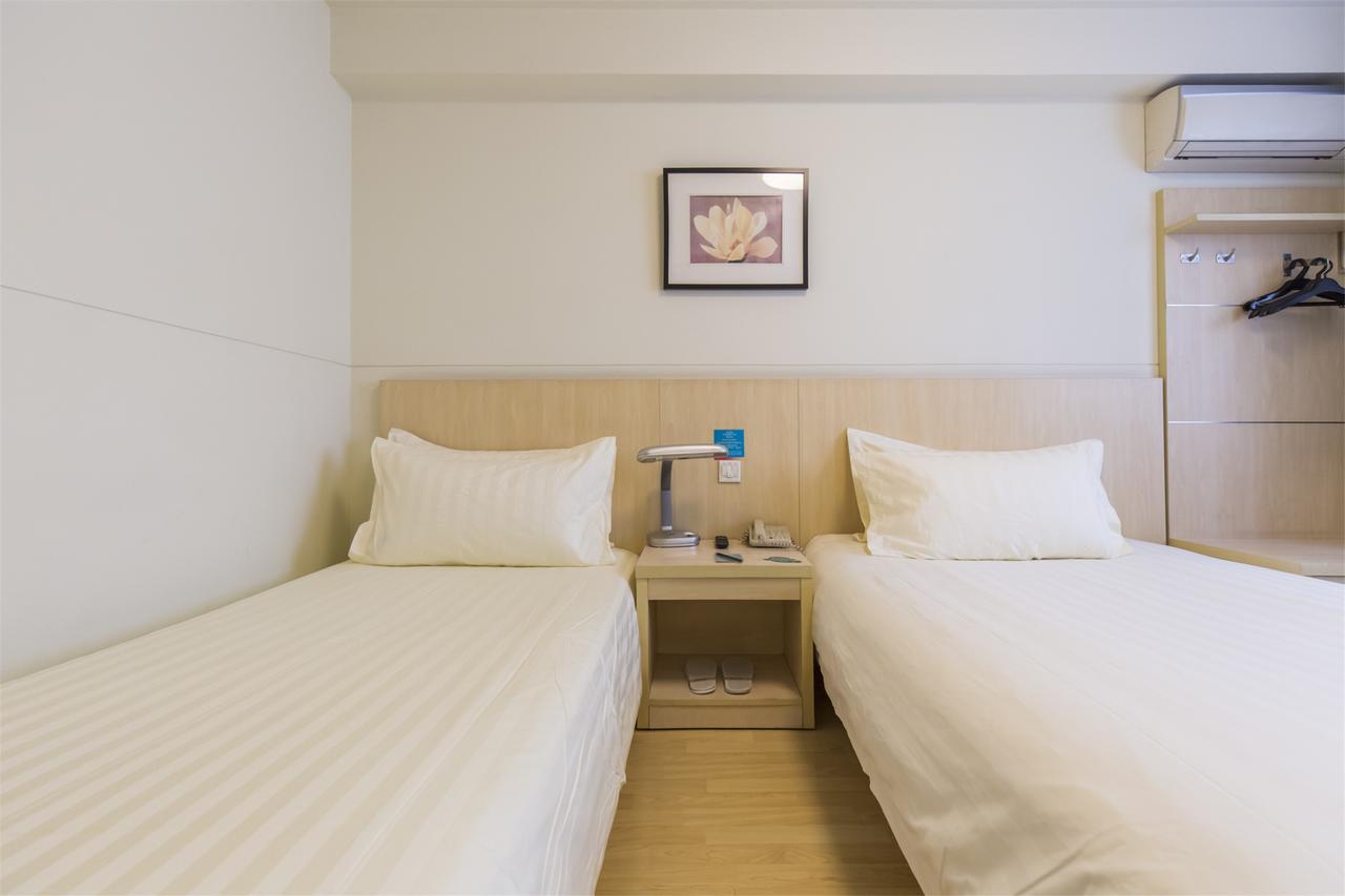 Jingjiang Inn Shanghai Baoyang Pier エクステリア 写真